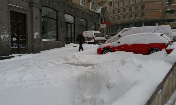 Предатели и убийцы Донбасса массово замерзают насмерть в Киеве Предатели и убийцы Донбасса массово замерзают насмерть в Киеве
