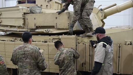 Мы пришли не с миром: зачем танки НАТО готовятся к городским боям в Европе Мы пришли не с миром: зачем танки НАТО готовятся к городским боям в Европе