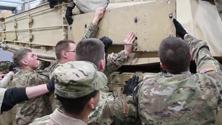 Мы пришли не с миром: зачем танки НАТО готовятся к городским боям в Европе Мы пришли не с миром: зачем танки НАТО готовятся к городским боям в Европе