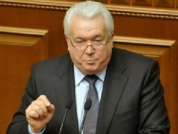 Олейник: Эти законы надо было принимать раньше