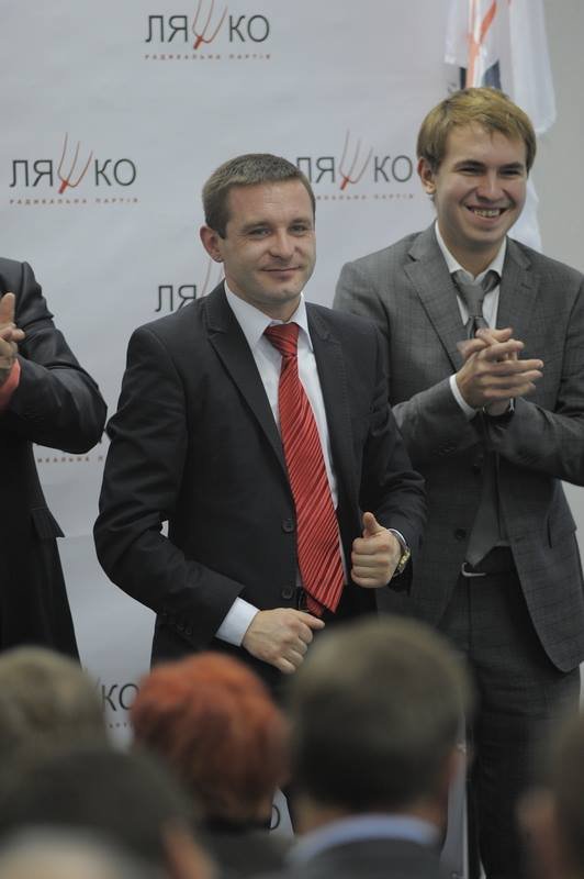 Экс-кандидат в депутаты от оппозиции призвал бить жён и детей работников “Беркута” Экс-кандидат в депутаты от оппозиции призвал бить жён и детей работников “Беркута”