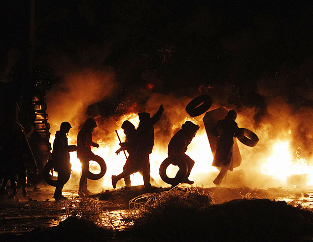 Идет захват города-героя и Украины фашистскими формированиями Идет захват города-героя и Украины фашистскими формированиями