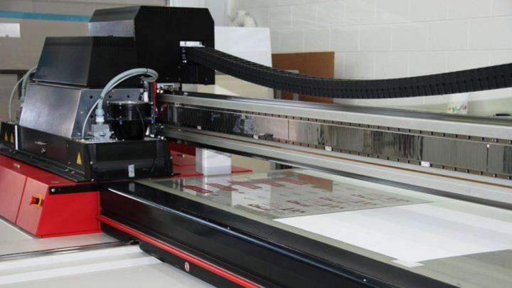 Китайские химики создали принтер, использующий воду вместо чернил Китайские химики создали принтер, использующий воду вместо чернил