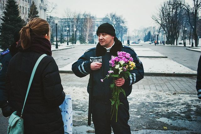 В Днепропетровске евромайданутые твари идут на геббельсовские уловки В Днепропетровске евромайданутые твари идут на геббельсовские уловки