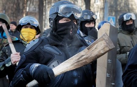 «Правый сектор»: Явление взрослого клоуна