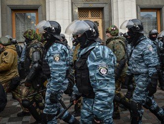Украинские силовики не спешат искать Януковича