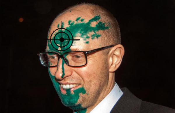 «Народное вече» предложило Яценюку «пулю в лоб» «Народное вече» предложило Яценюку «пулю в лоб»