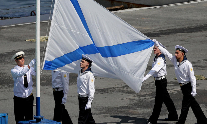Андреевский флаг поднят на единственной подлодке ВМС Украины Андреевский флаг поднят на единственной подлодке ВМС Украины