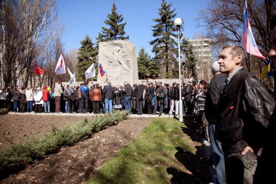 Русская весна в Запорожье: как нацисты пытались её остановить (ФОТО, ВИДЕО) Русская весна в Запорожье: как нацисты пытались её остановить (ФОТО, ВИДЕО)