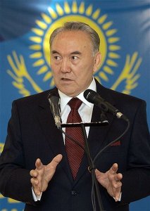 Назарбаев поставил на место демократического журналиста - ВИДЕО