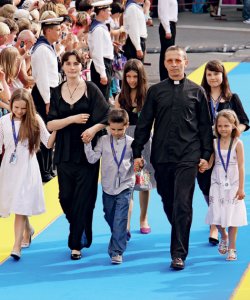 «Твиттер» удалил письмо Охлобыстина Путину о педерастах