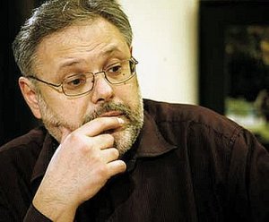 Михаил Хазин