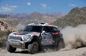 Участники Дакара - 2014 покинули Чилесито и прибыли в Тукуман.