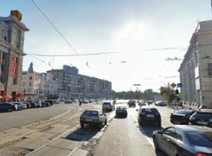 На Павловской площади в Харькове ограничено движение транспорта