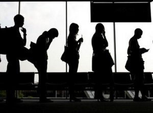 Чехи и греки бегут с Украины