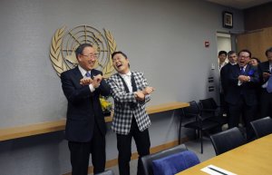 Обрывки изоляции на полях Генассамблеи