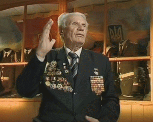 Правый сектор избил ветеранов на майдане