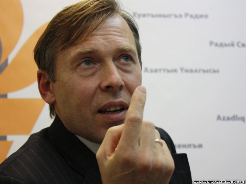 Соболев считает, что вчерашняя стрельба - попытка Кремля дестабилизировать ситуацию Соболев считает, что вчерашняя стрельба - попытка Кремля дестабилизировать ситуацию