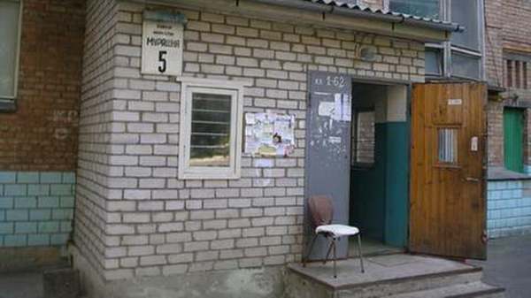 Домайданились. С 1 июня за услуги ЖКХ проживающим в трехкомнатных квартирах придется платить по 1700 грн в месяц Домайданились. С 1 июня за услуги ЖКХ проживающим в трехкомнатных квартирах придется платить по 1700 грн в месяц