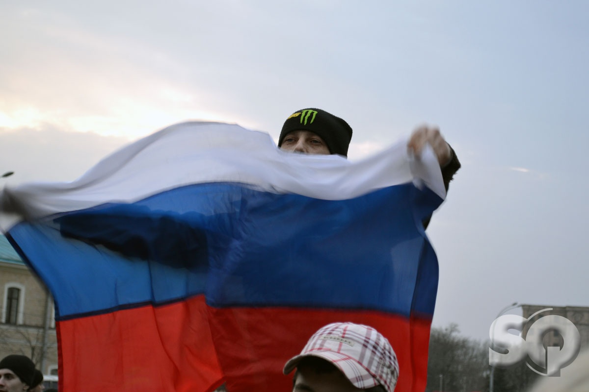 ХАРЬКОВ ВСТАВАЙ! Митингующие заняли здание Харьковской областной администрации. ВИДЕО (Дополняется) ХАРЬКОВ ВСТАВАЙ! Митингующие заняли здание Харьковской областной администрации. ВИДЕО (Дополняется)