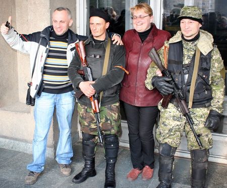 Как на самом деле выглядят донбасские «сепаратисты»? Как на самом деле выглядят донбасские «сепаратисты»?