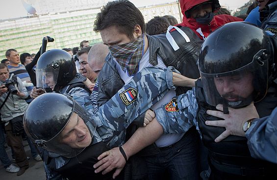 За массовые беспорядки будут сажать на 15 лет