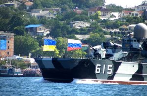 Украина не будет разрывать с Россией соглашения по Черноморскому флоту.