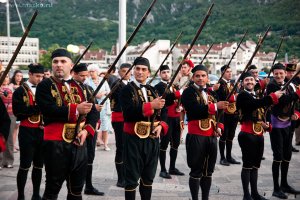 Жители Черногории хотят отдать свои земли Путину