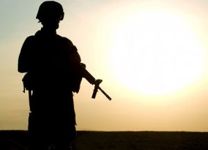 Украина тратит на одного солдата в семь раз меньше, чем Россия