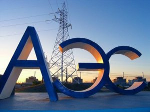 Как козаки с российской атомной иглы соскакивали или отдельная украинская атомная физика