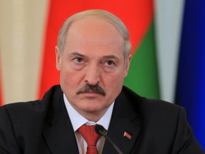 Лукашенко назвал санкции Запада против РФ бредом и чепухой