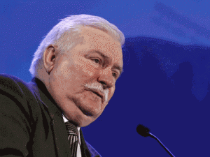 Экс-президент Польши Валенса призвал судить Путина в Гааге