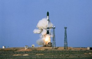 МАВПА З ГРАНАТОЮ ЗАВАЖАЄ УСІМ