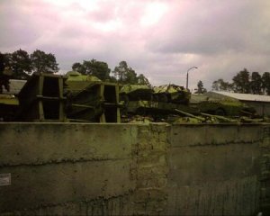 Кладбище танков Украины