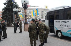 Иностранные военные вошли в здание Херсонской облгосадминистрации