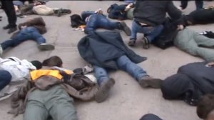 Правоохранители задержали 70 вооруженных ПСов (правый сектор) в г. Чутово, Полтавская область