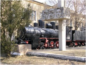 В Ясиноватой пророссийские митингуюшие намереваются штурмовать горсовет