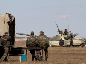Военные около Славянска сообщили об отказе штурмовать город