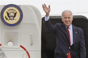 Байден приехал на Украину, чтобы прибраться