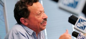 Кто и как пытается отвратить русских от Украины