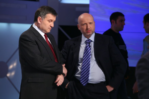 Рада - Авакова в отставку. Майдан - Турчинова под трибунал. Тенденция, однако