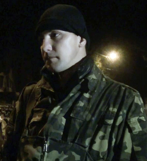 Солдаты с краматорского аэродрома: Нам отдавали приказ стрелять по людям на поражение (Видео) Солдаты с краматорского аэродрома: Нам отдавали приказ стрелять по людям на поражение (Видео)