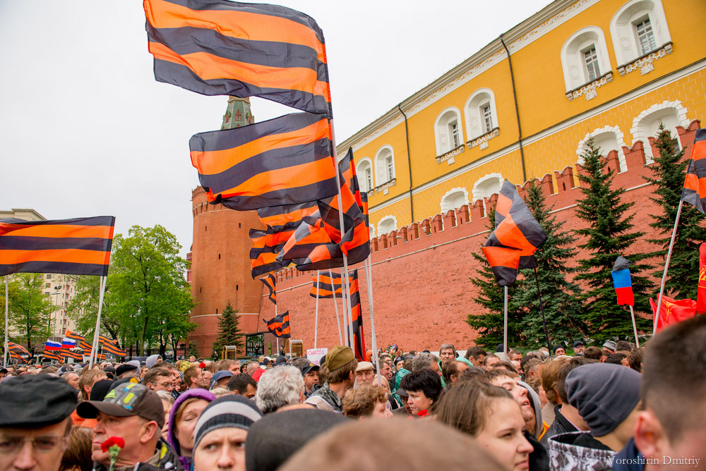У стен Кремля прошел митинг в память погибших в Одессе У стен Кремля прошел митинг в память погибших в Одессе