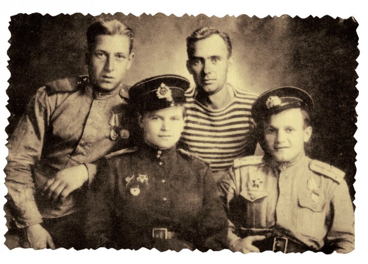 Фрау «Черная смерть» или «Дуськин взвод» Фрау «Черная смерть» или «Дуськин взвод»