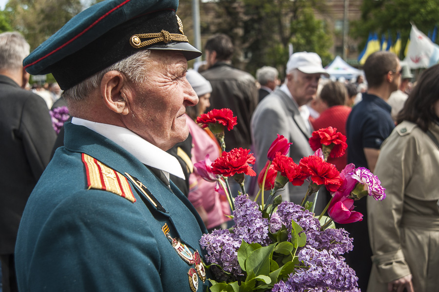 Днепропетровск отпраздновал День Победы Днепропетровск отпраздновал День Победы