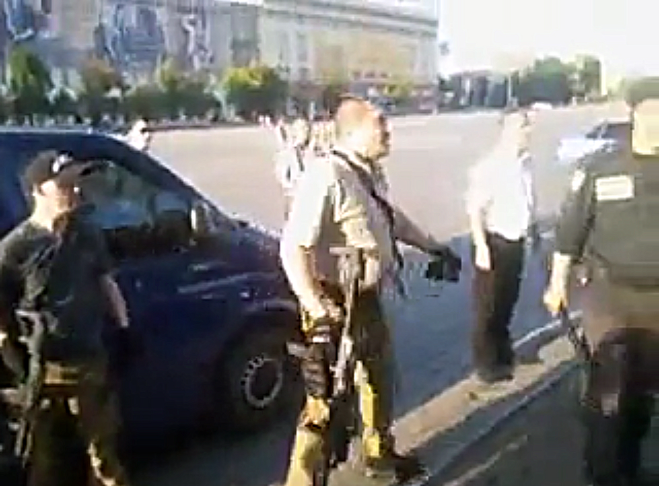 20-05-2014 в Харькове ПСы со стрельбой пытались похитить активиста федерализации 20-05-2014 в Харькове ПСы со стрельбой пытались похитить активиста федерализации