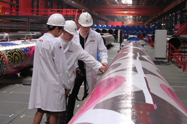 Челябинские трубопрокатчики настолько гламурны... ))) Челябинские трубопрокатчики настолько гламурны... )))