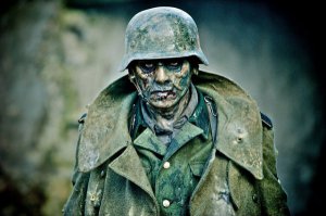 Перед отправкой в Донбасс солдат обязывают стрелять в женщин