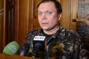 ОСТОРОЖНО, ПРОВОКАЦИЯ: в Луганском аэропорту украинские десантники, стрельбы нет, 9 мая праздник состоится (видео)