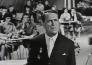 Пока убийцы ходят по земле. Марк Бернес